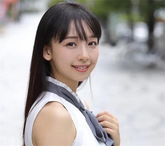 华村飞鸟(华村あすか)是谁 华村飞鸟个人资料(图2)