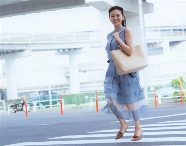 儿玉遥新作Stay 25 拍的还算不错(图3)