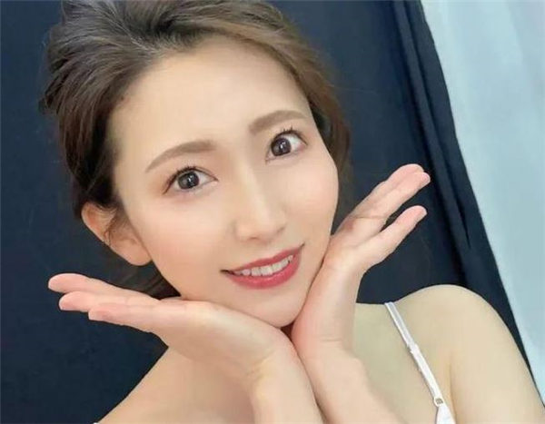 妃光莉(妃ひかり)是谁 妃光莉个人资料(图2)