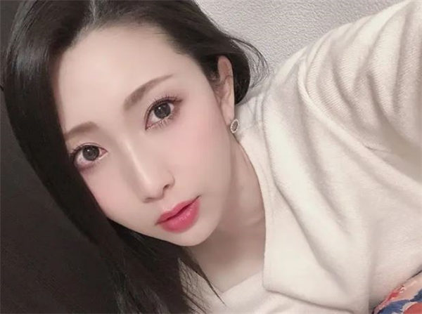 妃光莉(妃ひかり)是谁 妃光莉个人资料(图1)
