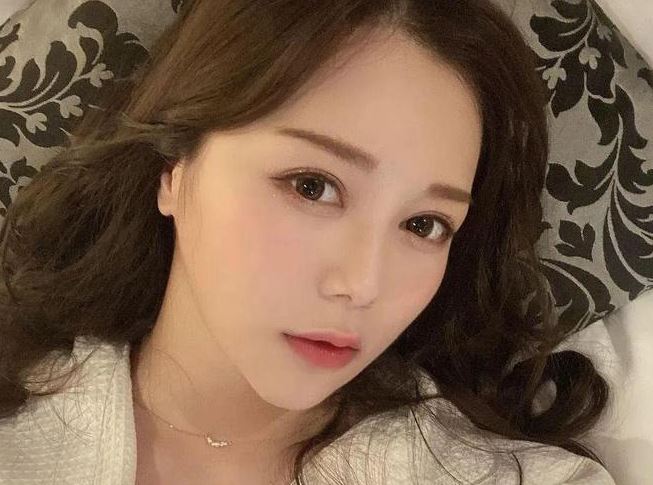 白峰美羽(白峰ミウ)是谁 白峰美羽个人资料(图1)