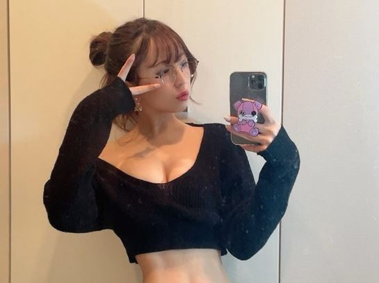 竹内星菜是谁 她还是一位插画家哟(图2)