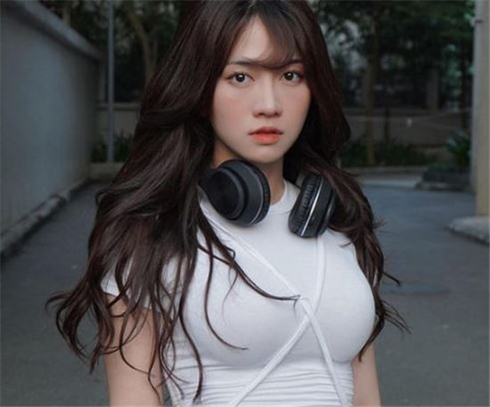 健身网红Le Xuan Anh是谁 Le Xuan Anh个人资料(图3)