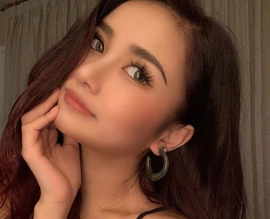 混血美人EGASARI 三国混血颜值爆表(图1)