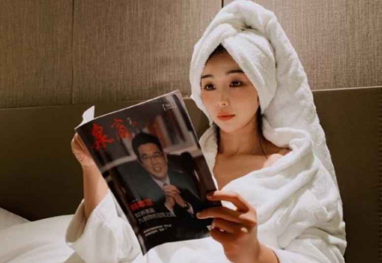 张曼源是谁 张曼源书挡住是怎么回事(图1)