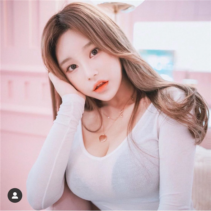 韩国网红Zzyuri（金多瑟）这身材没谁了 算是宝藏女孩了吧(图4)