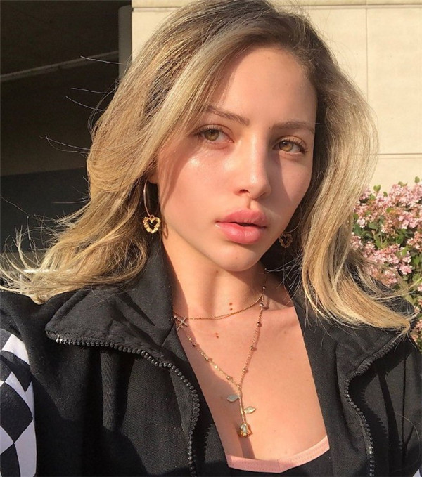 哥伦比亚网红模特Nathalie Paris 这嘴唇爱了(图6)