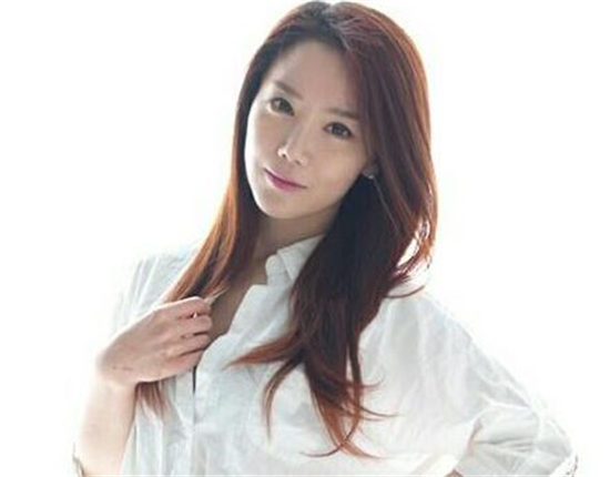 李采潭是谁 她出演的电影你都看过吗(图2) 李采潭是谁 她出演的电影你都看过吗(图2)