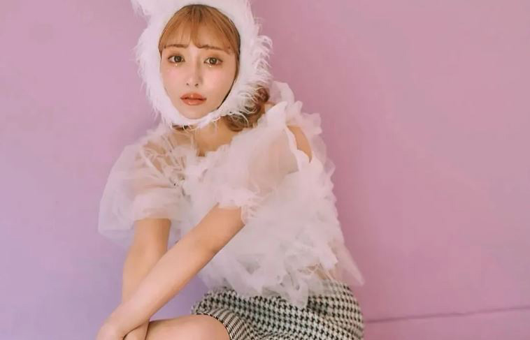 韩国DJ Soda(黄素熙)NFT什么样 和玩偶姐姐的比呢(图3) 韩国DJ Soda(黄素熙)NFT什么样 和玩偶姐姐的比呢(图3)