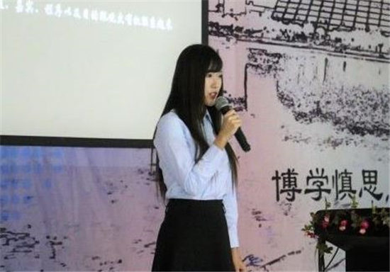 腐团儿的COS你看过没有 真实素颜长啥样(图3)