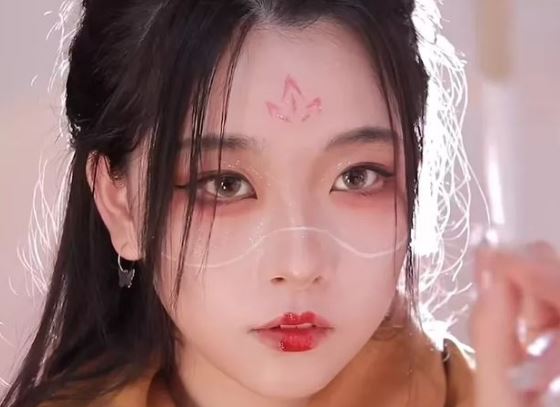 柳夜熙为何爆火 虚拟偶像也有人粉(图1) 柳夜熙为何爆火 虚拟偶像也有人粉(图1)