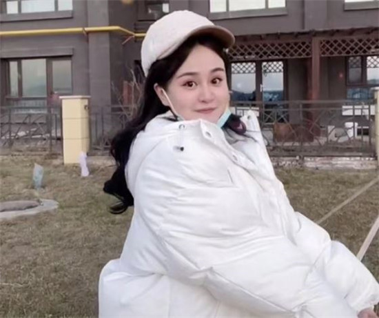 抖音可爱屁露脸长啥样 可爱搞怪是她的风格(图2) 抖音可爱屁露脸长啥样 可爱搞怪是她的风格(图2)