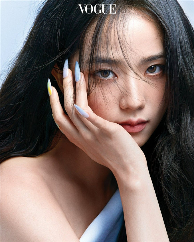 BLACKPINK拍摄VOGUE杂志封面的美图(图5) BLACKPINK拍摄VOGUE杂志封面的美图(图5)